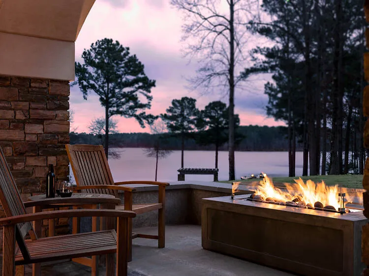 Best Lakeside Lodges United States: The 2026 Definitive Systems Guide