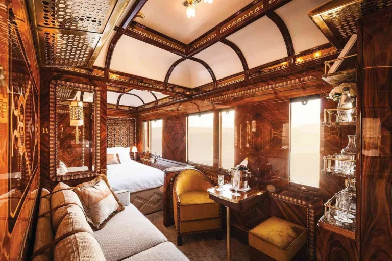 Luxury Train Travel USA: The 2026 Structural & Strategic Reference